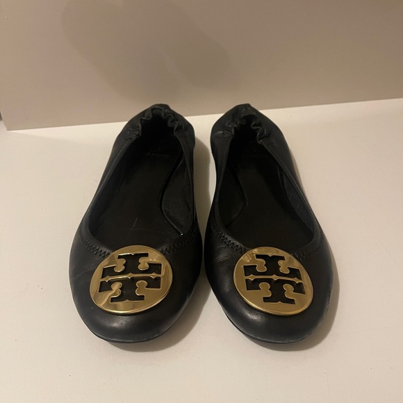 Tory Burch Shoes - Tory Burch Shoes | Tory Burch Reva
Black Ballet Flats Logo Metal